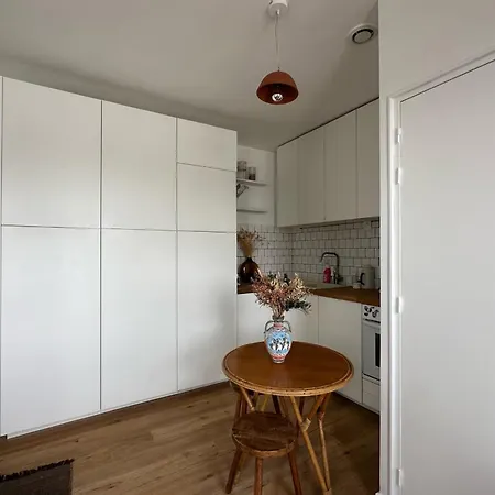 Cozy For 2 Near Paris Apartment *
